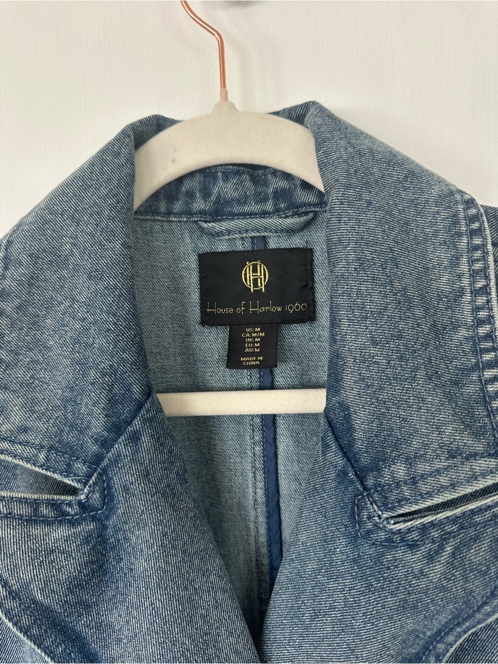 NWOT House of Harlow 1960 Double Breasted Denim Blue Belted Trench Coat Size M - Picture 6 of 7